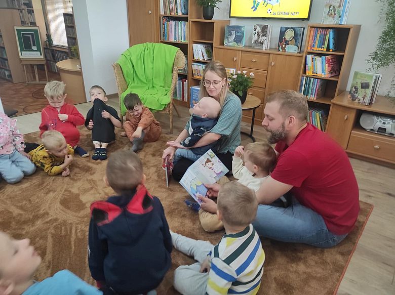Tata Też Czyta
